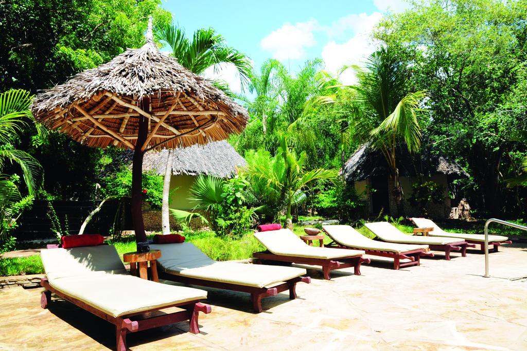 Afrika Pearl & Spa Diani Beach Exterior photo