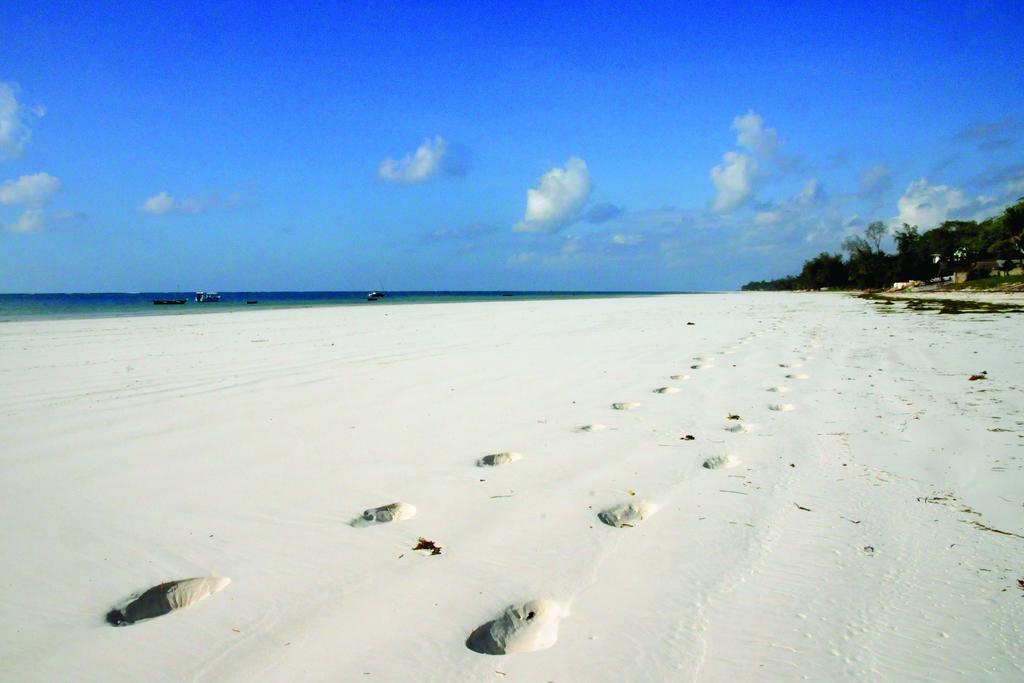 Afrika Pearl & Spa Diani Beach Exterior photo