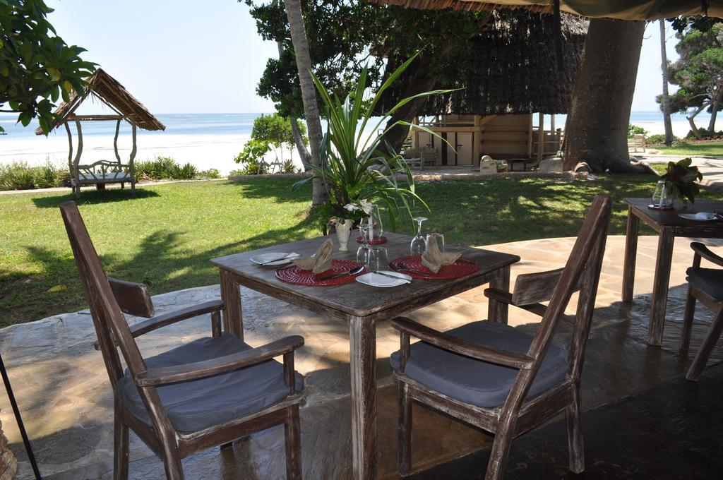 Afrika Pearl & Spa Diani Beach Exterior photo