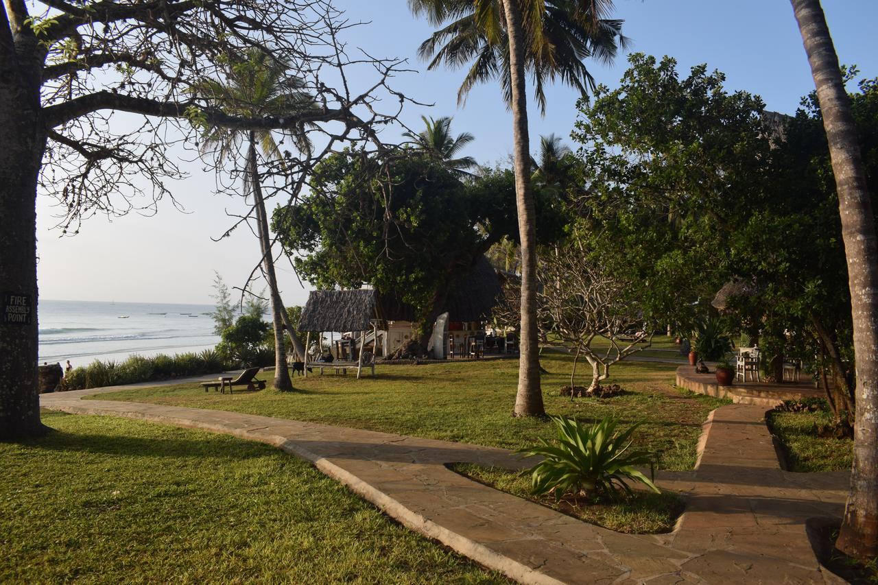 Afrika Pearl & Spa Diani Beach Exterior photo