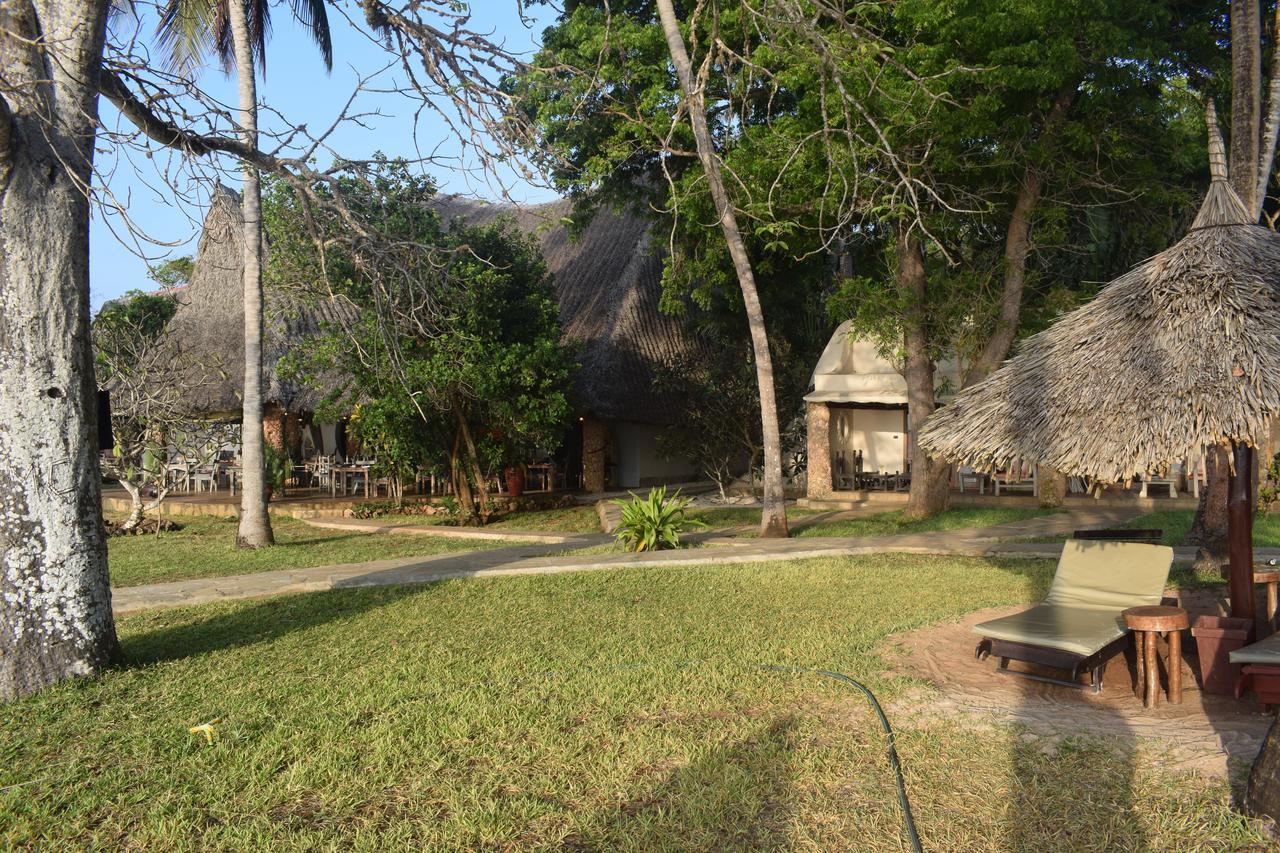 Afrika Pearl & Spa Diani Beach Exterior photo