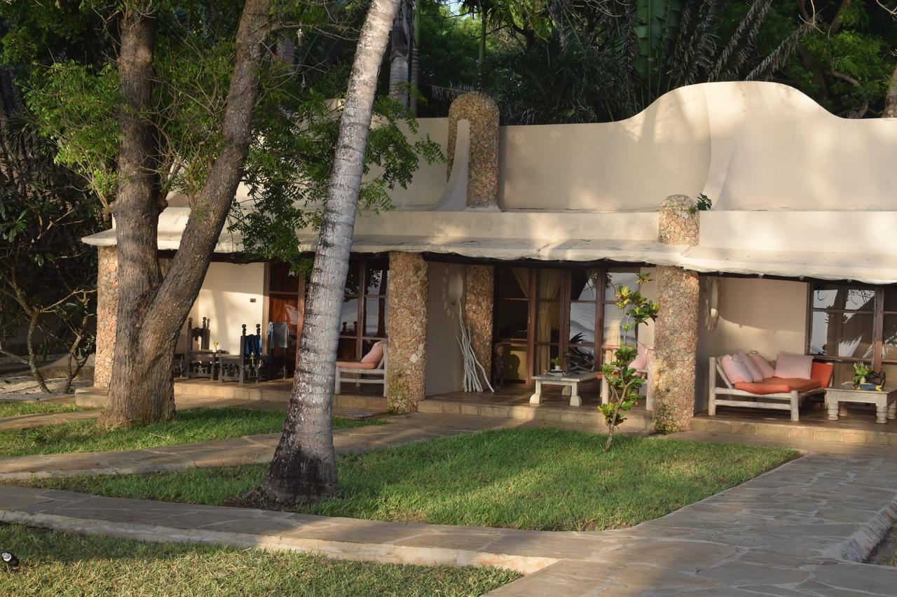 Afrika Pearl & Spa Diani Beach Exterior photo