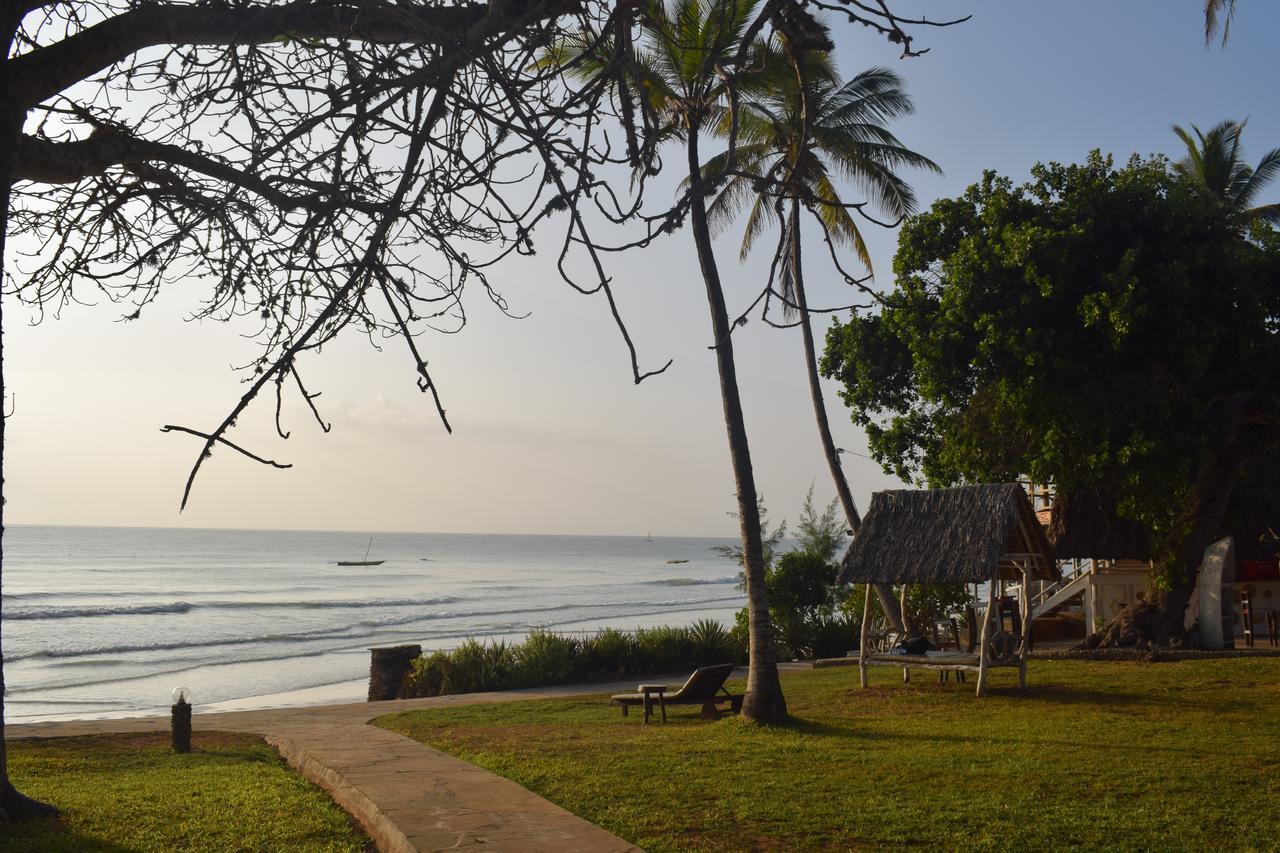 Afrika Pearl & Spa Diani Beach Exterior photo