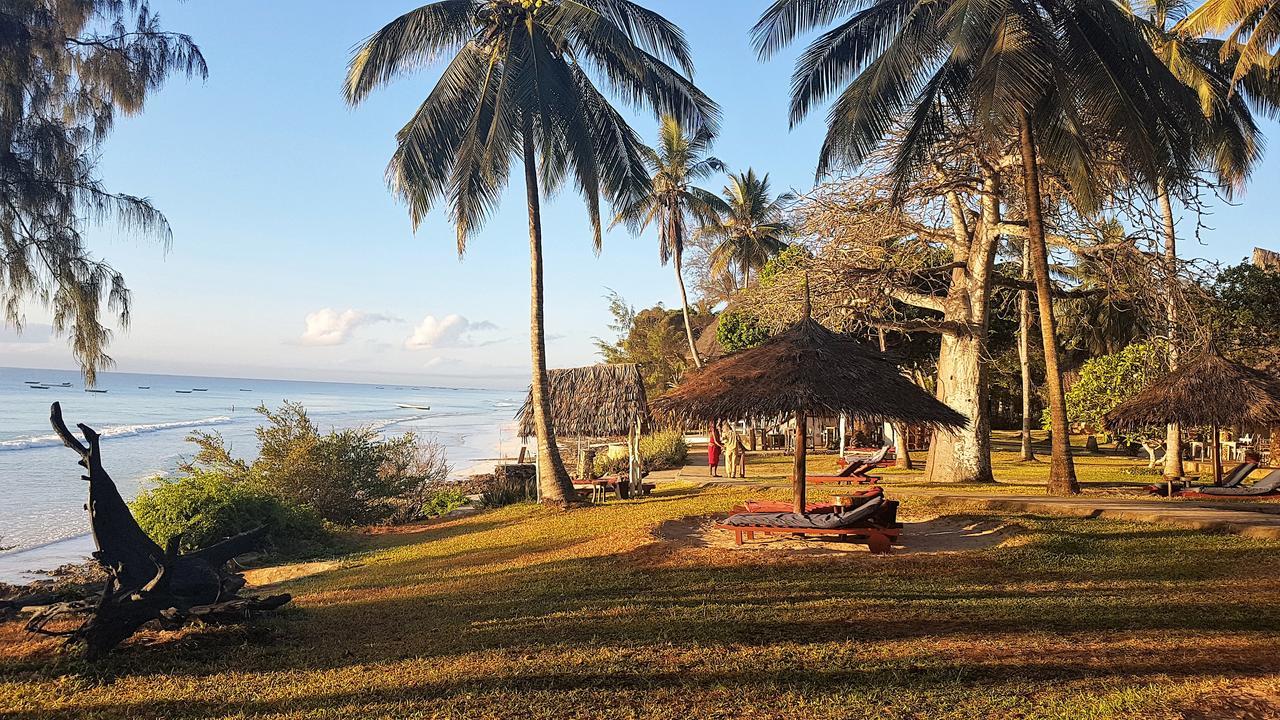 Afrika Pearl & Spa Diani Beach Exterior photo